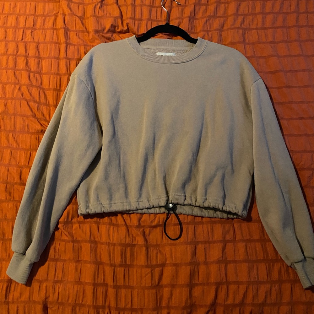 Urban Outfitters Gray Cropped Sweatshirt